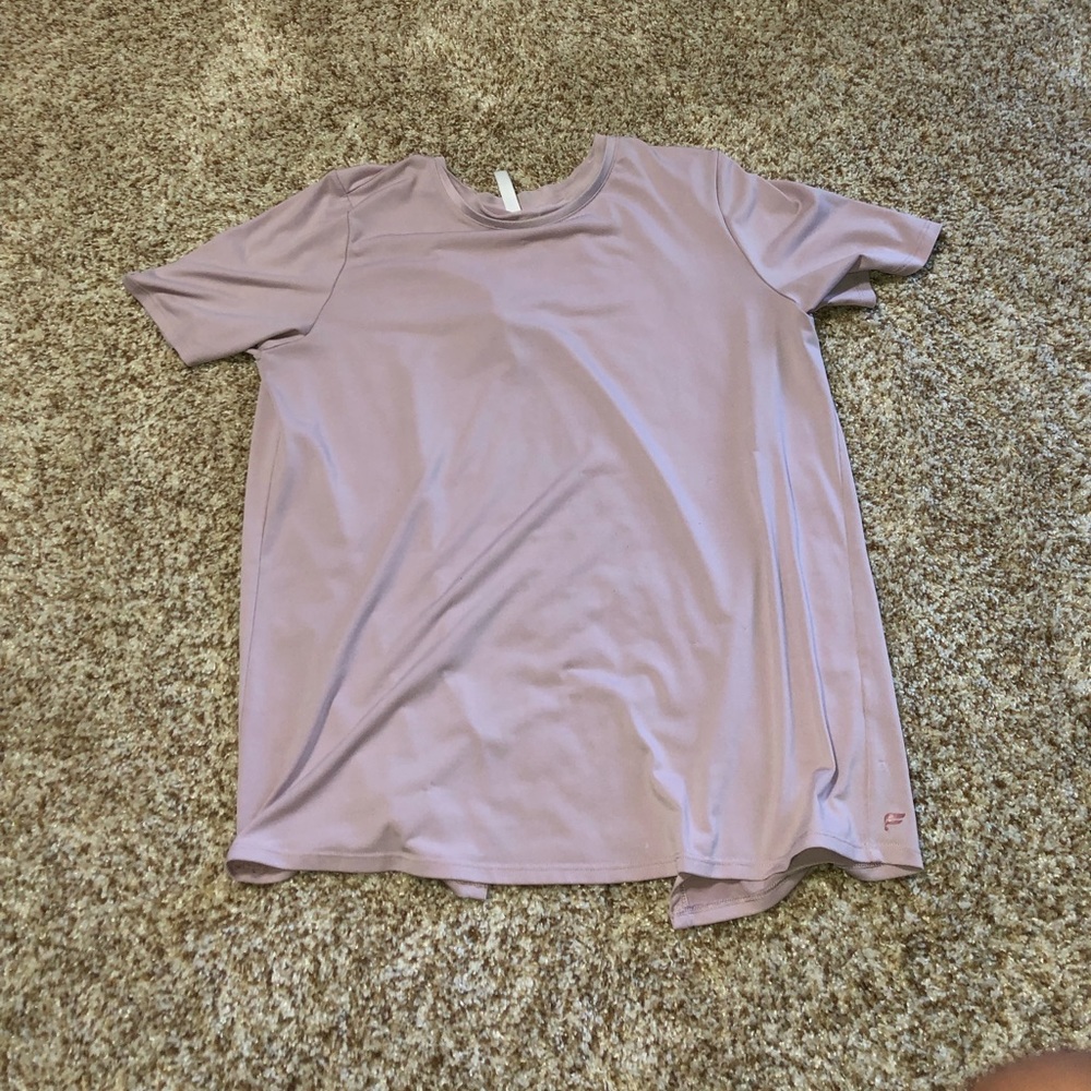 Fabletics shirt with open back